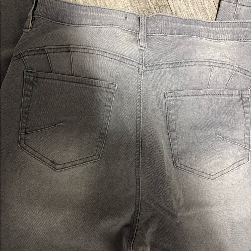 Fashion Nova Women's Skinny Jeans - Gray - Picture 4 of 4